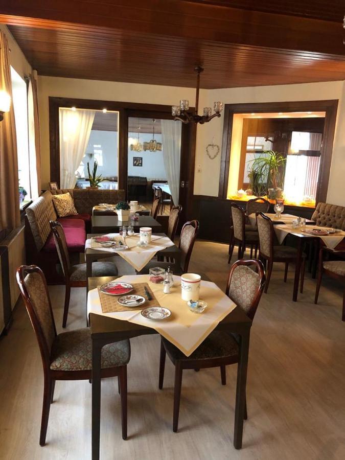 Hotel Cafe Meynen Bad Münder am Deister Екстериор снимка
